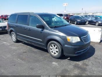  Salvage Chrysler Town & Country