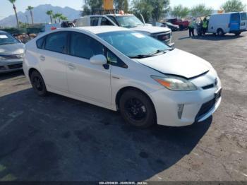  Salvage Toyota Prius