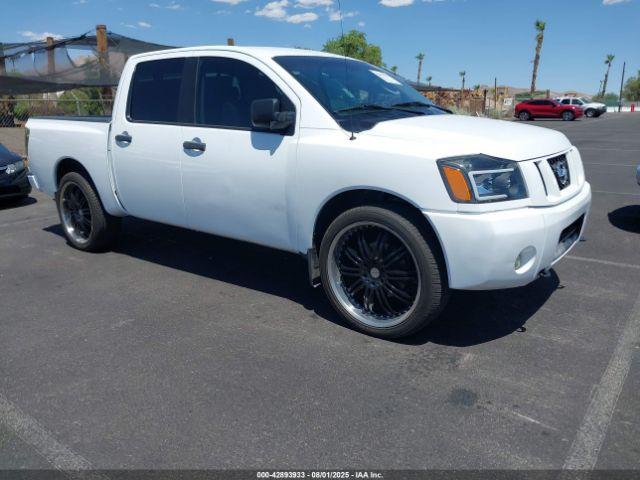  Salvage Nissan Titan