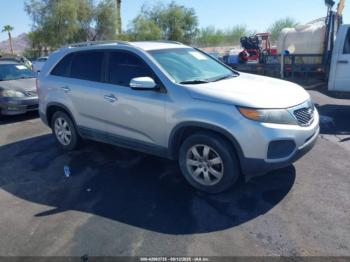  Salvage Kia Sorento