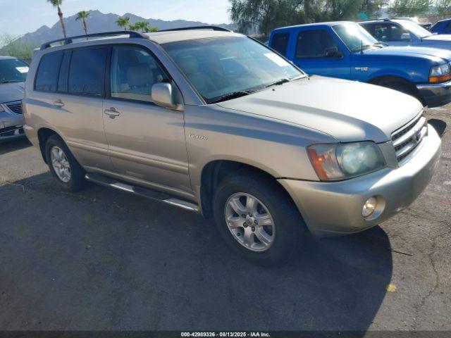  Salvage Toyota Highlander