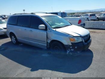  Salvage Dodge Grand Caravan