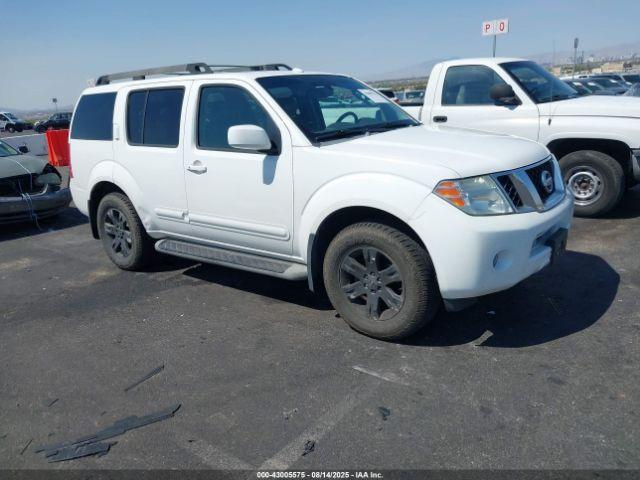  Salvage Nissan Pathfinder