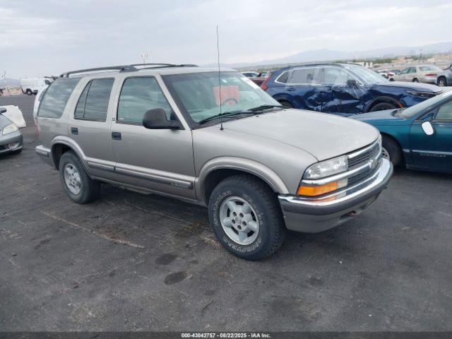  Salvage Chevrolet Blazer