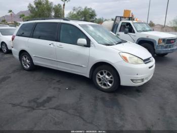  Salvage Toyota Sienna