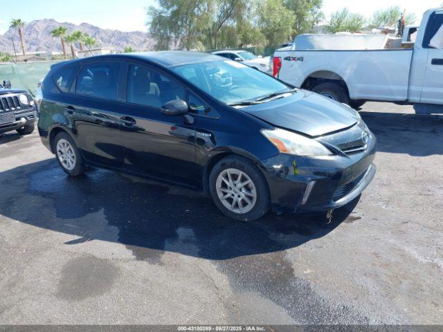  Salvage Toyota Prius v
