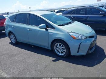  Salvage Toyota Prius v