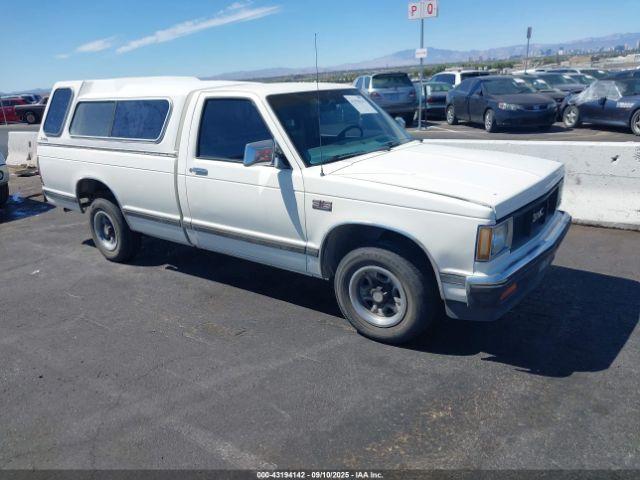  Salvage GMC S Truck