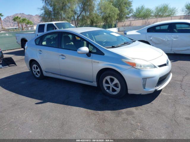  Salvage Toyota Prius