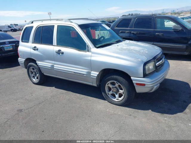 Salvage Chevrolet Tracker