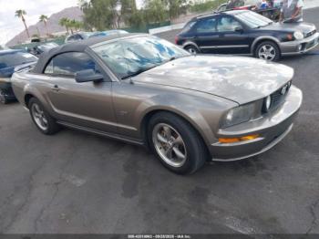  Salvage Ford Mustang