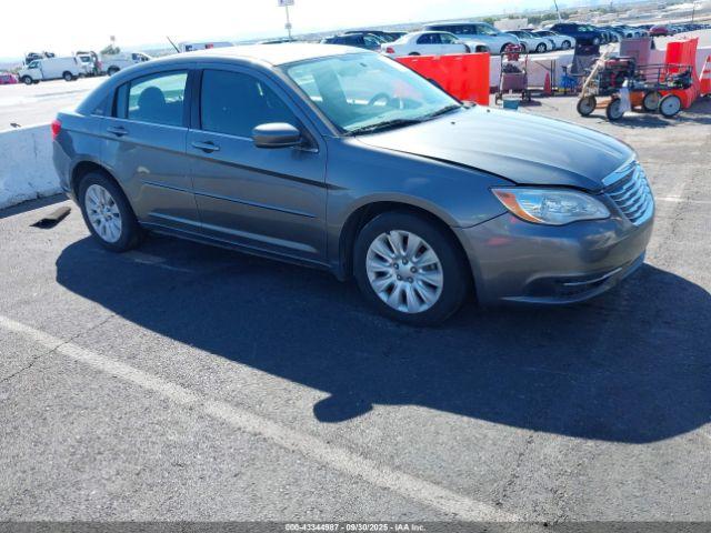  Salvage Chrysler 200
