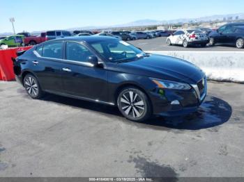  Salvage Nissan Altima