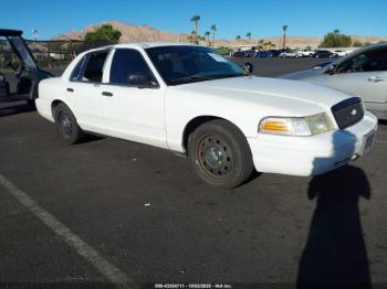  Salvage Ford Crown Victoria