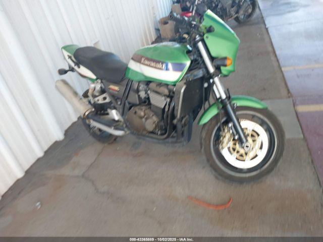  Salvage Kawasaki Zr1200