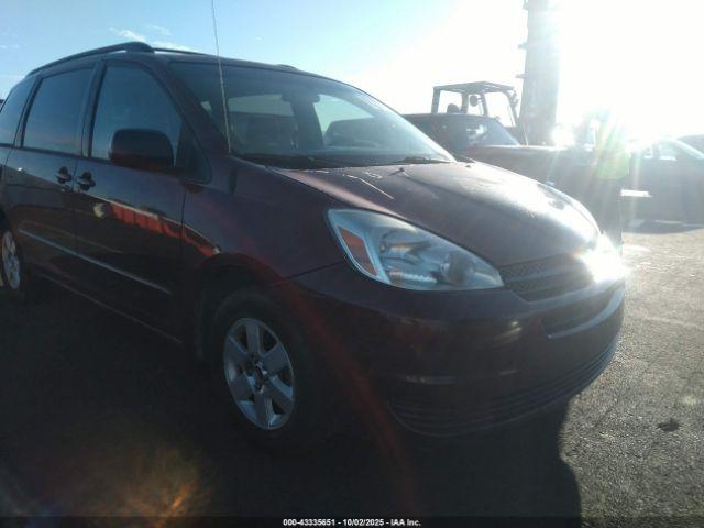  Salvage Toyota Sienna