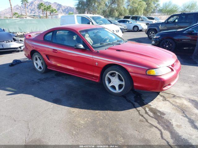  Salvage Ford Mustang