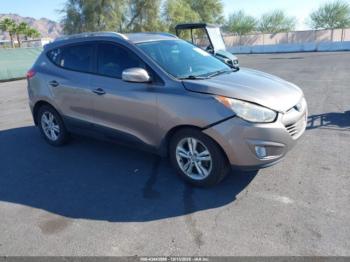  Salvage Hyundai TUCSON