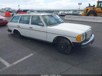  Salvage Mercedes-Benz 300