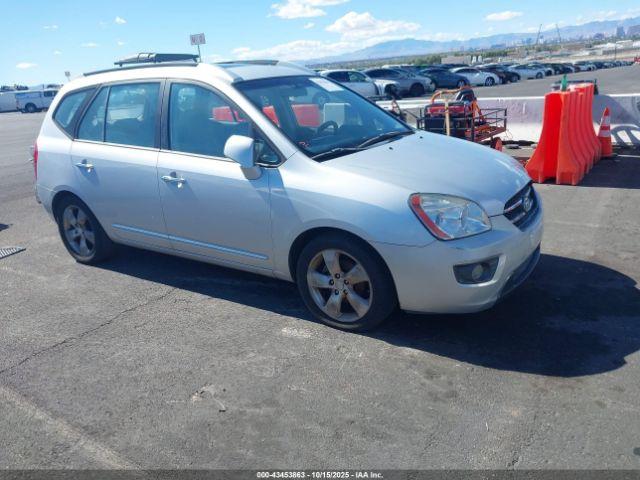  Salvage Kia Rondo