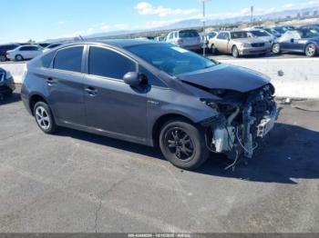  Salvage Toyota Prius