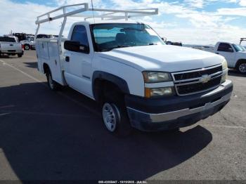  Salvage Chevrolet Silverado 2500