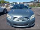 Toyota Camry Le Image 11