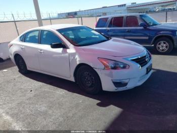  Salvage Nissan Altima