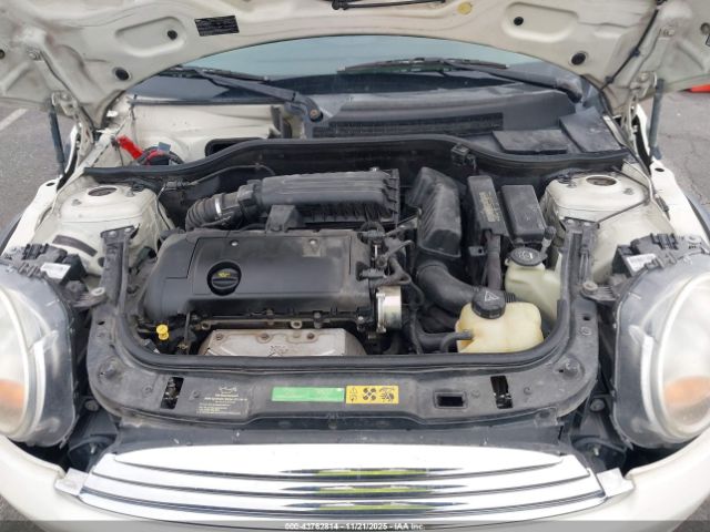 MINI Cooper Clubman Image 7