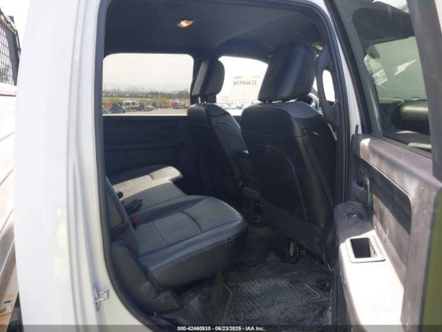 Ram 3500 Tradesman  4x4 8' Box Image 5