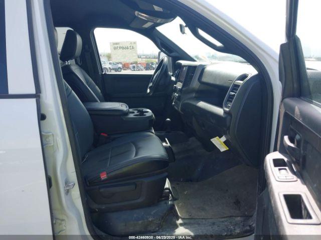 Ram 3500 Tradesman  4x4 8' Box Image 6