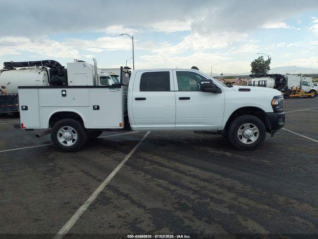 Ram 3500 Tradesman  4x4 8' Box Image 9