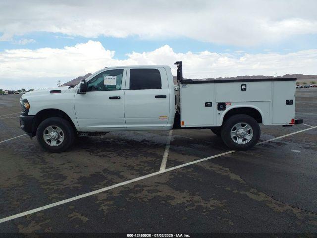 Ram 3500 Tradesman  4x4 8' Box Image 11
