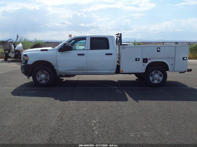 Ram 3500 Tradesman  4x4 8' Box Image 10