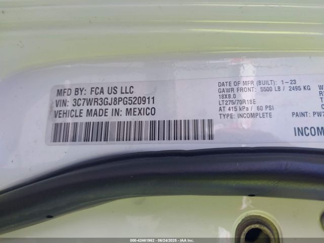 Ram 3500 Tradesman  4x4 8' Box Image 9