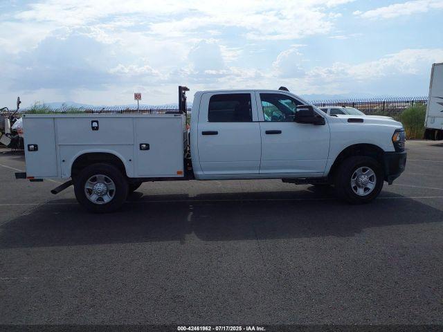 Ram 3500 Tradesman  4x4 8' Box Image 13