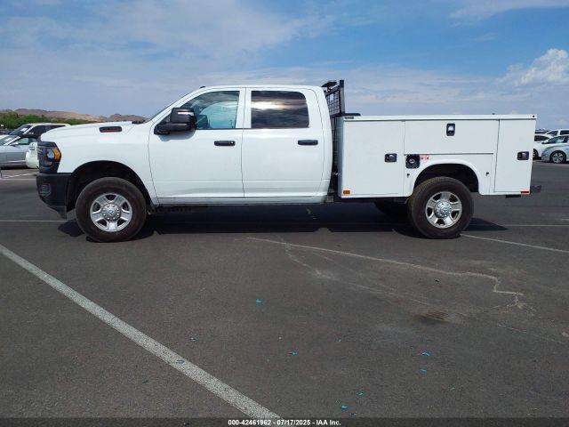 Ram 3500 Tradesman  4x4 8' Box Image 14