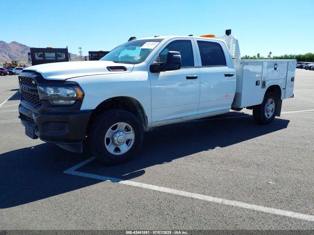Ram 3500 Tradesman  4x4 8' Box Image 3
