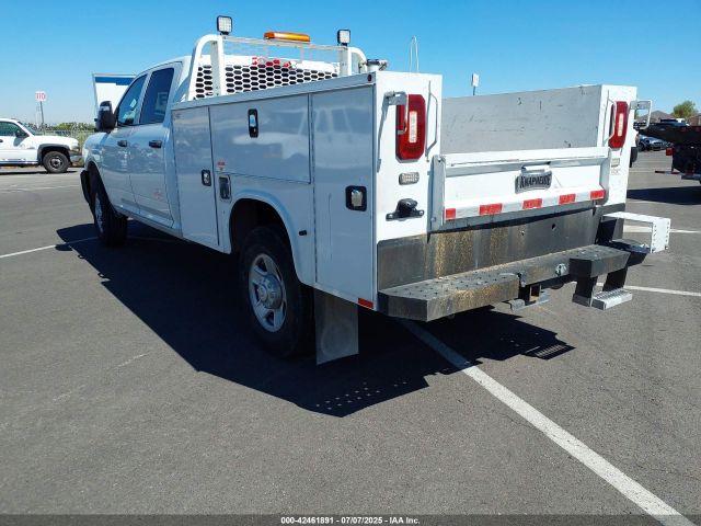 Ram 3500 Tradesman  4x4 8' Box Image 2