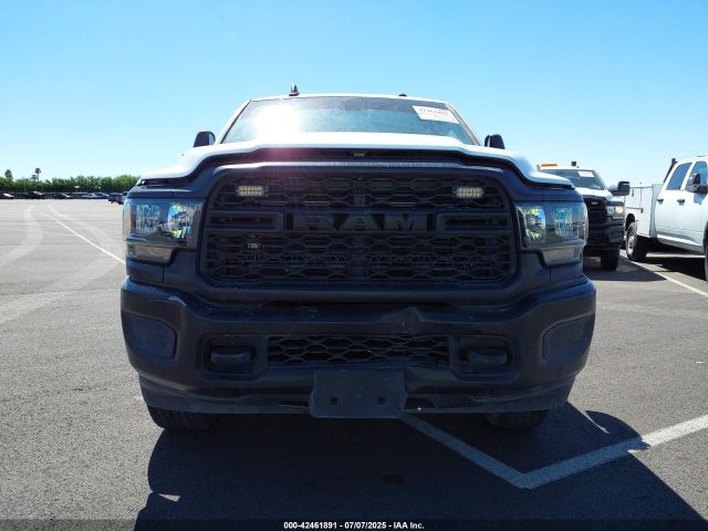 Ram 3500 Tradesman  4x4 8' Box Image 13