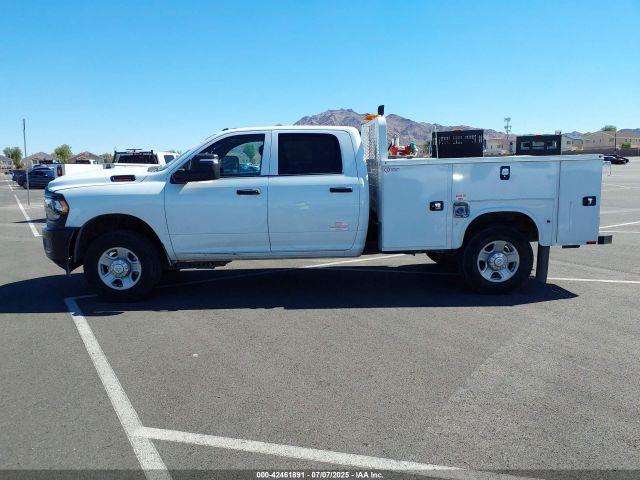 Ram 3500 Tradesman  4x4 8' Box Image 10