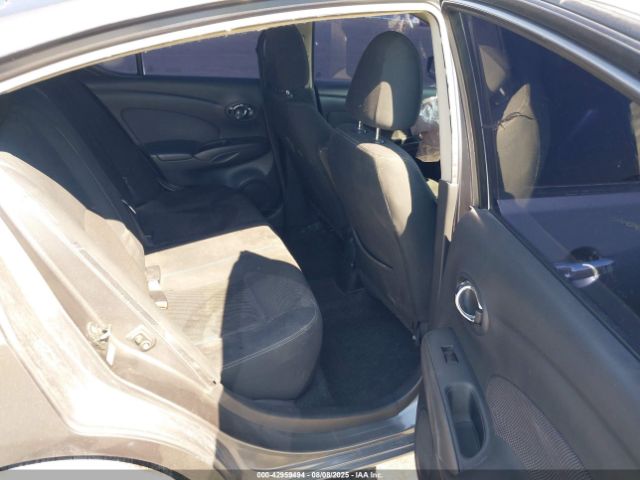 Nissan Versa 1.6 Sv Image 5