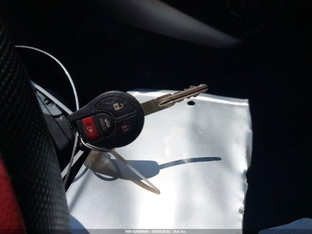 Nissan Versa 1.6 Sv Image 11