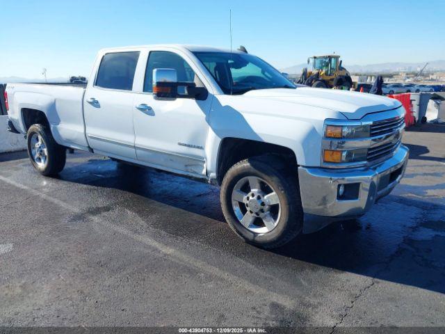  Salvage Chevrolet Silverado 2500