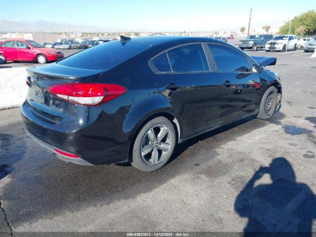 Kia Forte S Image 4