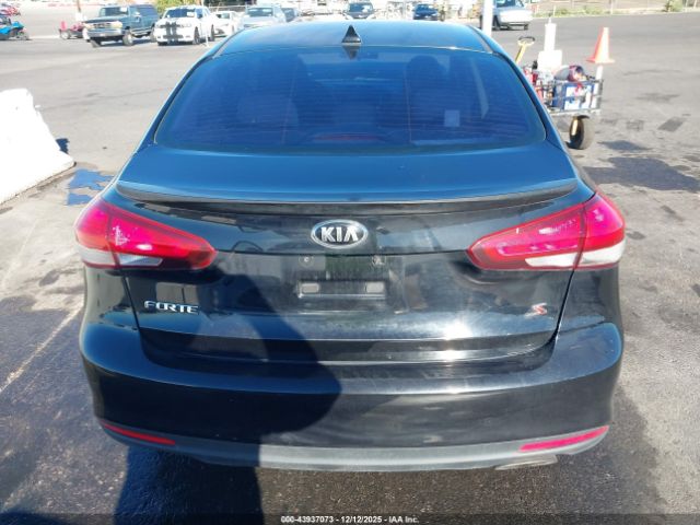 Kia Forte S Image 13