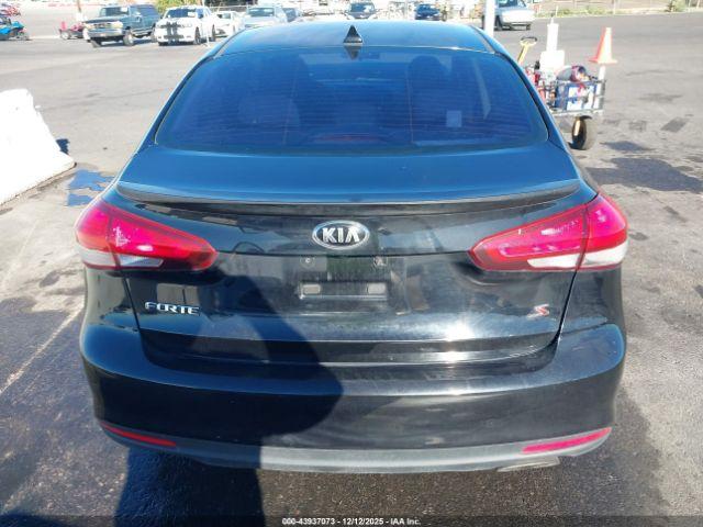 Kia Forte S Image 13