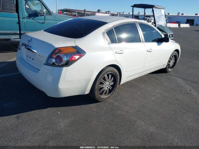 Nissan Altima 2.5 S Image 3