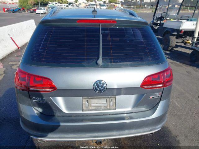 Volkswagen Golf Image 13