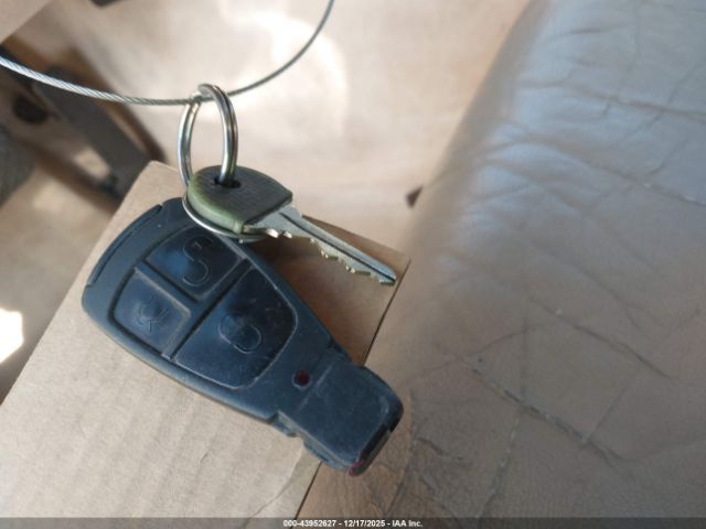 Mercedes-Benz E-Class Image 13